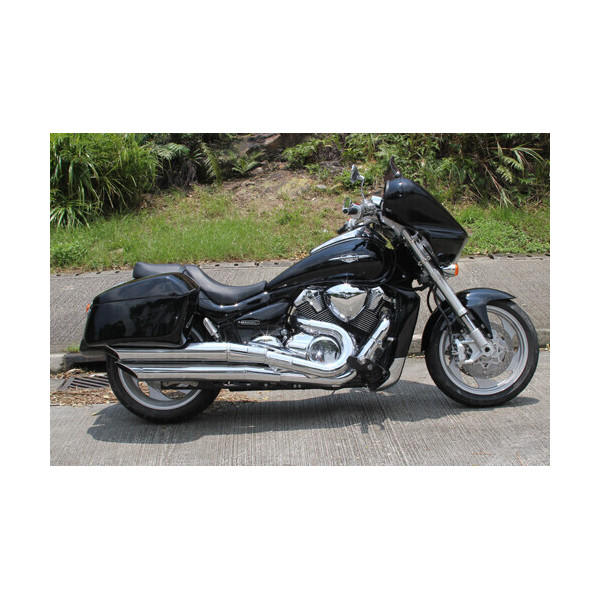HARD SADDLEBAGS EASILY FIT ON MOST CRUISERS